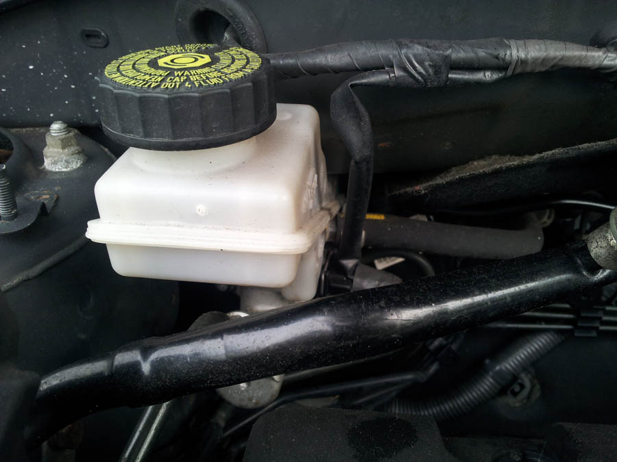 Toyota Avensis T3-X brake-master-cylinder